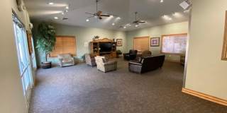 Wonderful 3 bed / 2 bath Condo with a pool Gallery 22