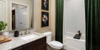 400 Belmont Gallery 14