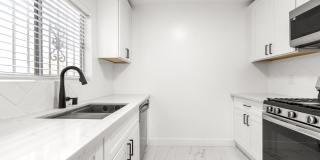 1850 Camden Apartments Gallery 33