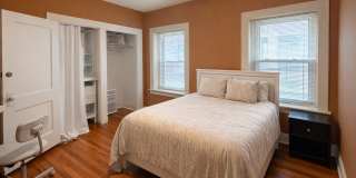 FULLY Furnished Plaza Condo Gallery 11