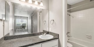 Alamo Oaks Gallery 21