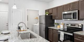 Sugar Creek Apartments Gallery 7