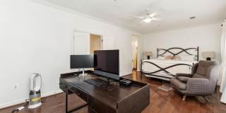 7489 CARRIAGE HILLS Drive Gallery 25