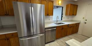 3/2/2 - Spacious Golf Course Home in Gated Queens Gate II Gallery 10