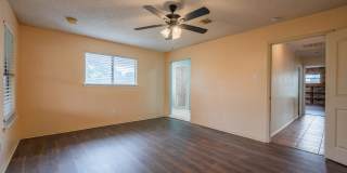 1002 River Oak Gallery 19
