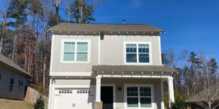 3 Bedroom Home with Spacious Garage and Fenced Backyard! Gallery 1