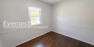 11912 Beacon Avenue Gallery 16