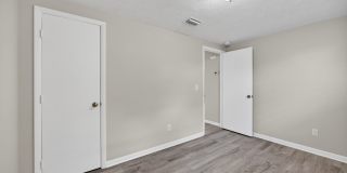 726 W Perryman Ln - Welcome Home !!!! Gallery 14