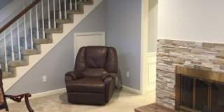 Gorgeous Updated 2BR 3BA Town house Gallery 26
