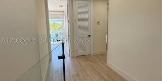 3326 Elizabeth St Gallery 36