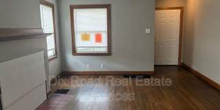 112 Iroquois Avenue Gallery 3