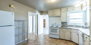 Pre-leasing for August! - Spacious 3 Bedroom Home Located In Medical District! Gallery 12