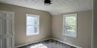 57 N Waverly St Gallery 15