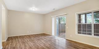 20927 TRINITY Square Gallery 6