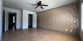 Spacious Single-Story 6-bed 3-bath Oasis with Private Pool and Spa in Spring Valley Gallery 6