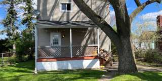 3BR Retreat Minutes from The Waterfront Shopping & Dining Gallery 1