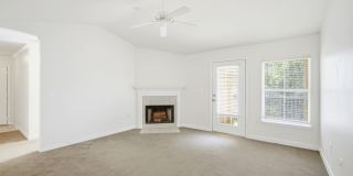 Move-In Ready Condo in Gated Equestrian Parc – Prime Location! Gallery 15