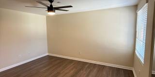 Beautiful 3 Bedroom Granada Hills Condo! Gallery 16