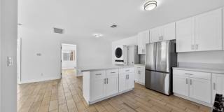 6904 Mclennan Avenue Gallery 4