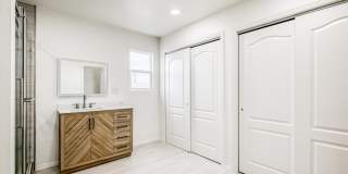 6289 COSECHA LUNA Circle Gallery 22