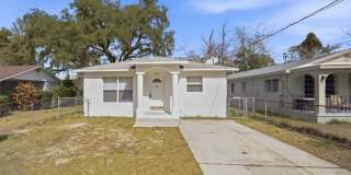 Spacious 3 Bedroom Home Gallery 1