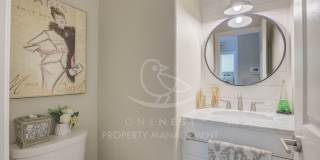 Upgraded Lincoln Crossing Oasis | Walking distance to MANY ammenities Gallery 16