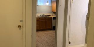 1422 W Oak St Bsmt UNIT Gallery 6