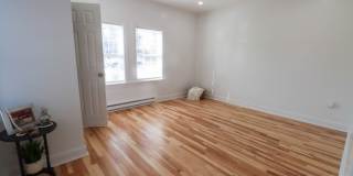 198 Montauk Avenue Gallery 10