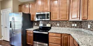 Available 07-08-26! Townhouse w/Garage - Pet Friendly - All Appliances Convey! Gallery 24