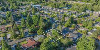 Bright Cozy Home w/ Deck & Yard Near Des Moines Marina Bright Cozy Home w/ Deck & Yard Near Des Moines Marina Gallery 16