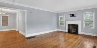 2728 Winburn Terrace Gallery 3