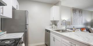 Retreat at Fitzsimons Gallery 9