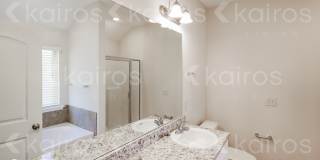 713 Park Lane Gallery 10