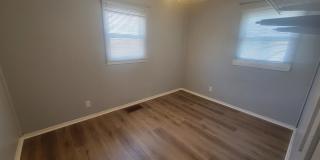 2 Bedroom, 1 Bath Home Now Available for Rent! Gallery 6