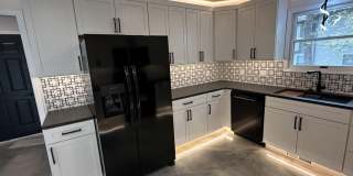 5 Bed 4 Bath Home fenced yard Gallery 15