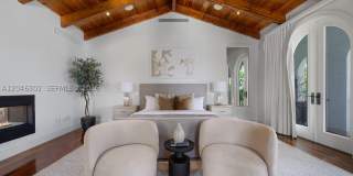 16 Palm Ave Gallery 17