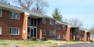 Cincinnati Premier Living Gallery 8