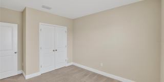 2546 WARREN ACRES Boulevard Gallery 53