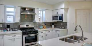 7225 E Villa Gallery 1