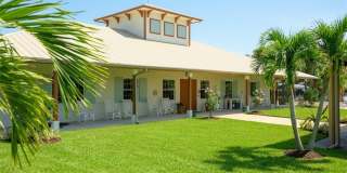 2225 SW Creekside Drive Gallery 45