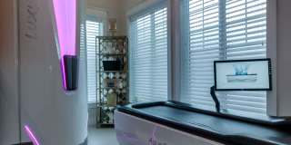 Kensington Apartments Gallery 102