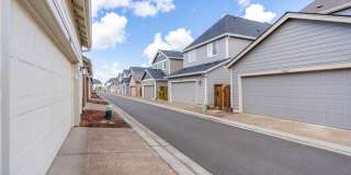 Bright & Beautiful Home in Bethany Creek Falls - 4 Bedroom/2.5 bath Gallery 14