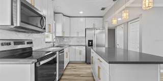 2302 S THIXTON COURT Gallery 12