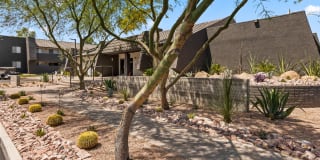 Highland Park Gallery 19