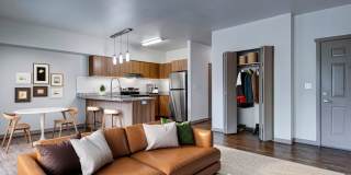 Bellevue Crossing Gallery 3