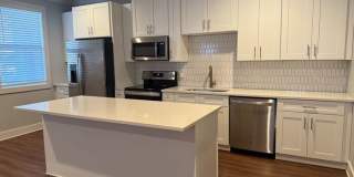 805 B Bradford Avenue Gallery 1