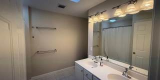 Beautifully Updated three-bedroom, 2.5-bath townhouse in Sterling, Va Gallery 27