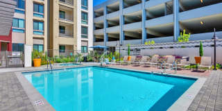 Downtown Ontario Luxury Apartments Gallery 69