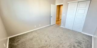 Gorgeous Desert Color Home with Internet Included! Gallery 21