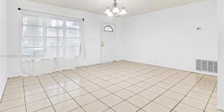 5718 NW 66th Ave Gallery 3